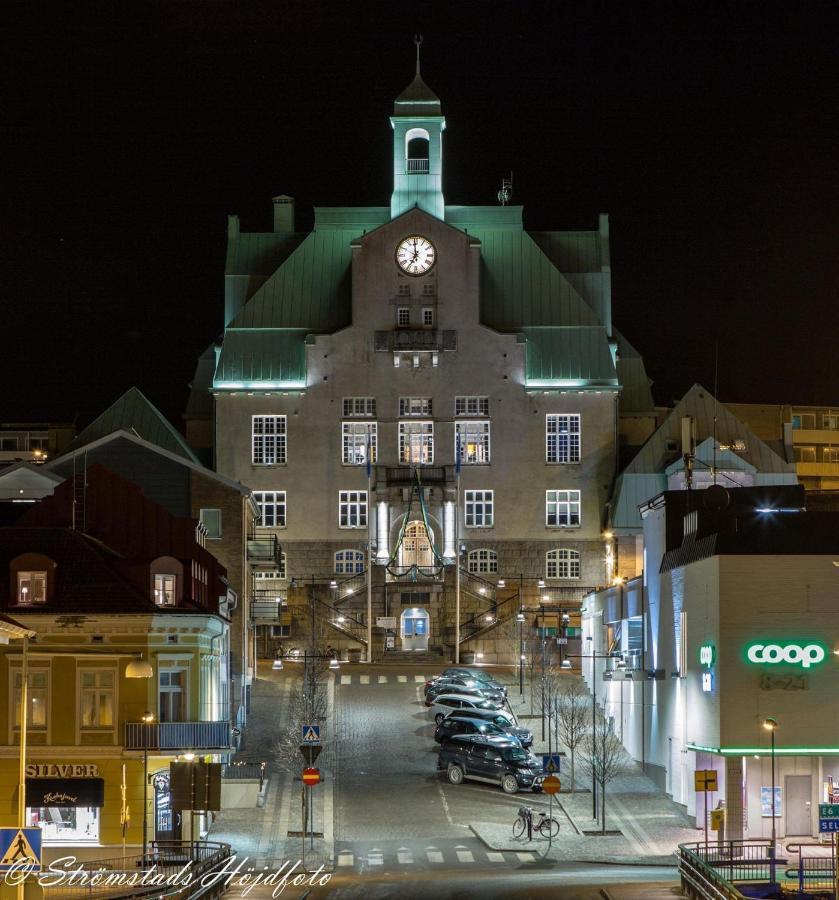 Laegenhet Med Havsutsikt Strömstad Exterior foto